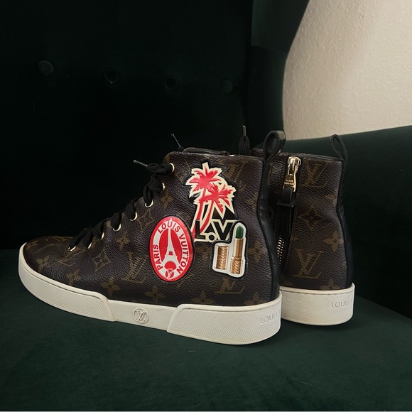 Louis Vuitton leather sneakers
EU 38 - Picture 4 of 7